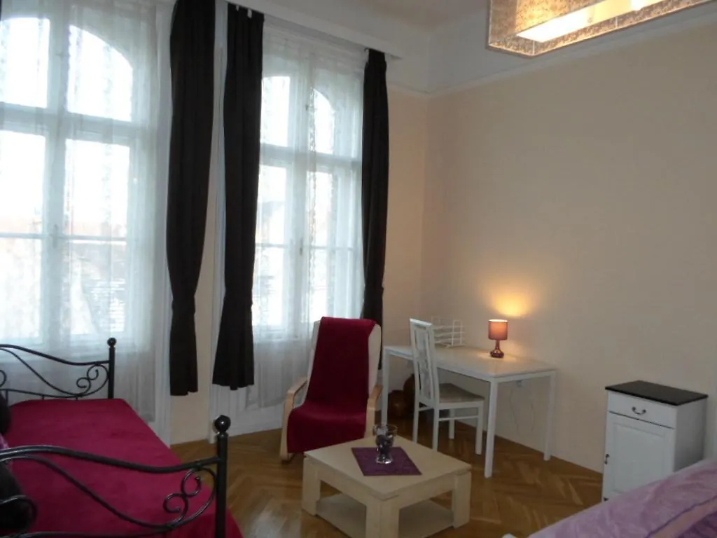 Pipa Apartment Будапешт Венгрия